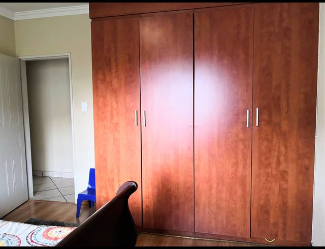 4 BEDROOM HOUSE FOR SALE IN WILLOW ACRES